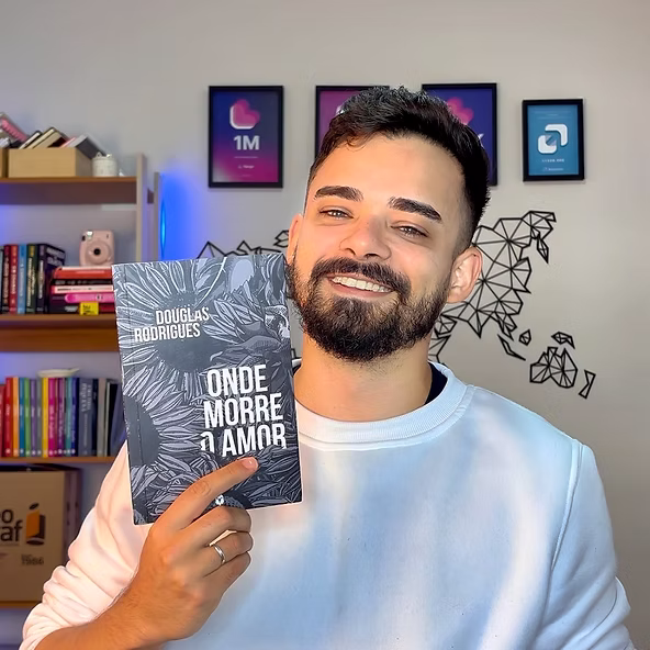 Douglas Rodrigues, autor de Onde Renasce o Amor